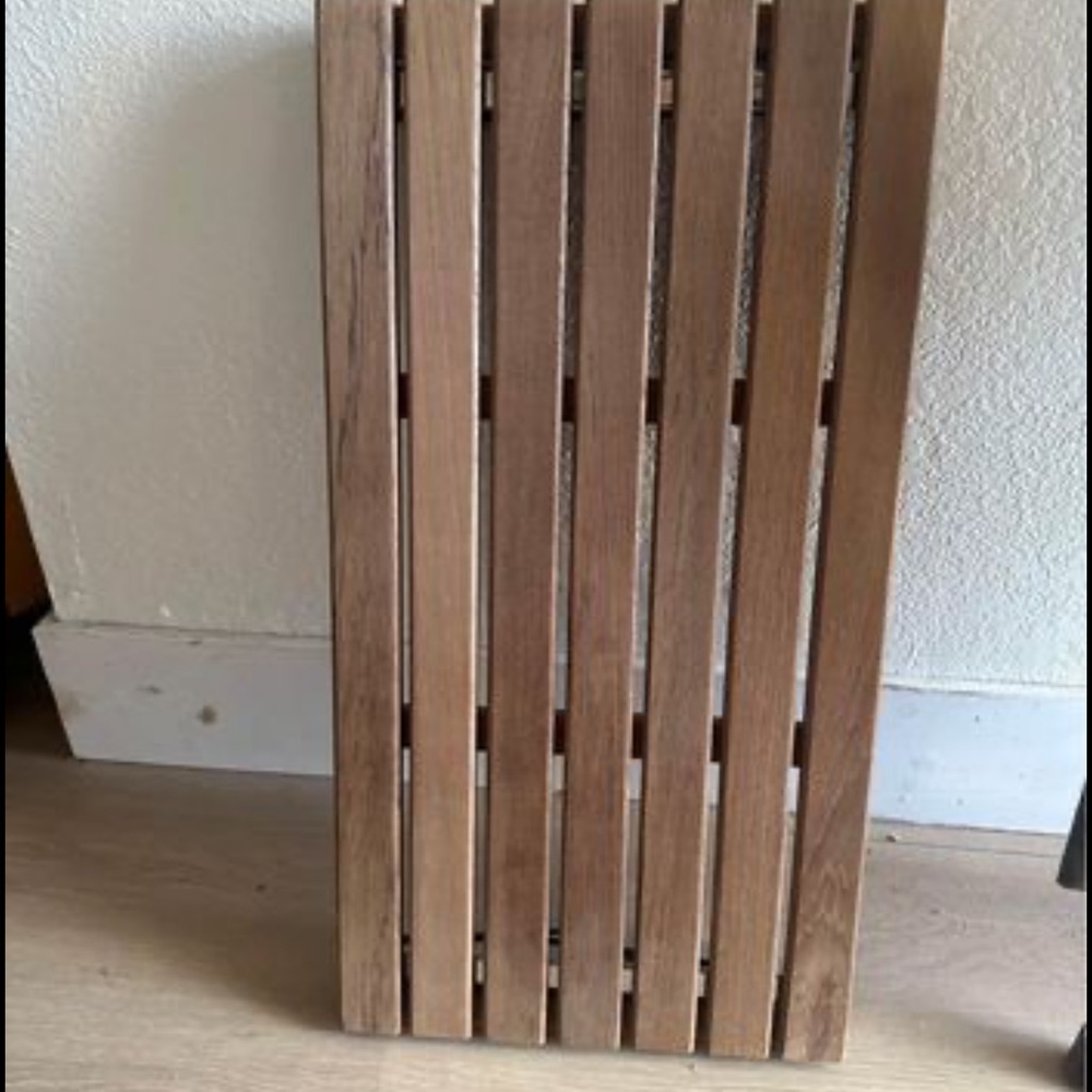 Shower bench